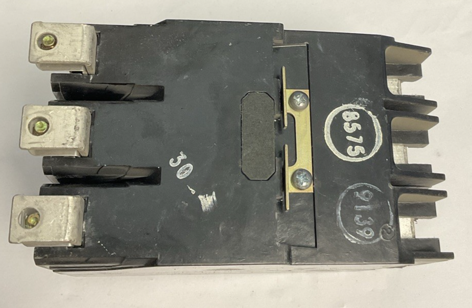 GE TEY330 CIRCUIT BREAKER 30A 480VAC 3POLE