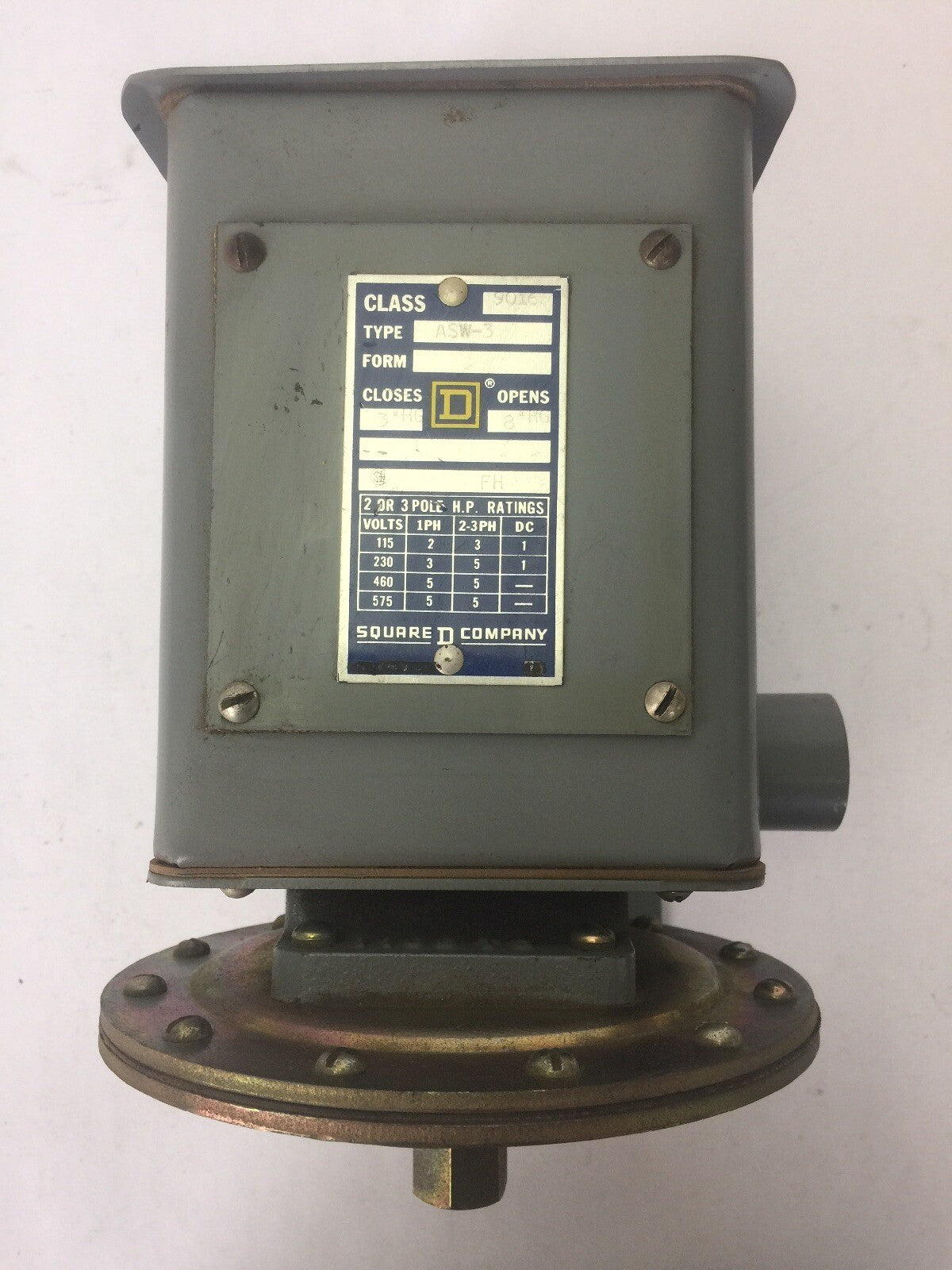 SQUARE D 9016 ASW-3 VACUUM PRESSURE SWITCH 575VAC 230VDC 5HP  3PH 3 POLE
