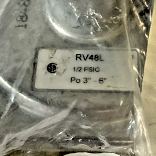 MAXITROL RV48L PRESSURE REGULATOR  1/2"