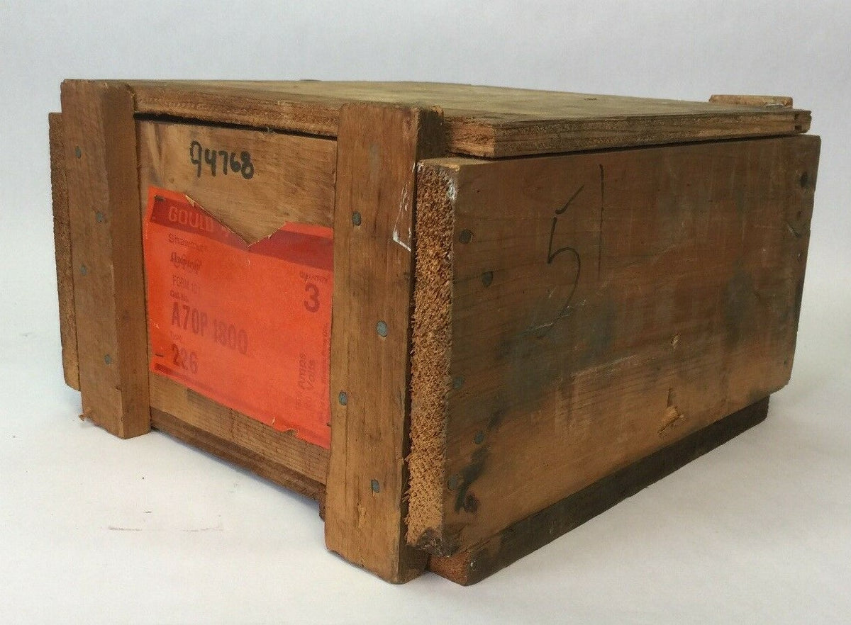GOULD SHAWMUT AMPTRAP A70P1800 FUSE 1800 AMP 700VAC TYPE 226 FORM 101