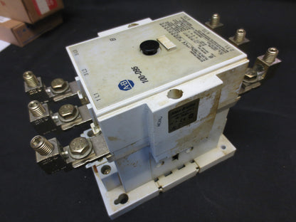 ALLEN-BRADLEY 100-D95 CONTACTOR - 3-POLE, 380-500V COIL - 600V MAX 160A ENCL