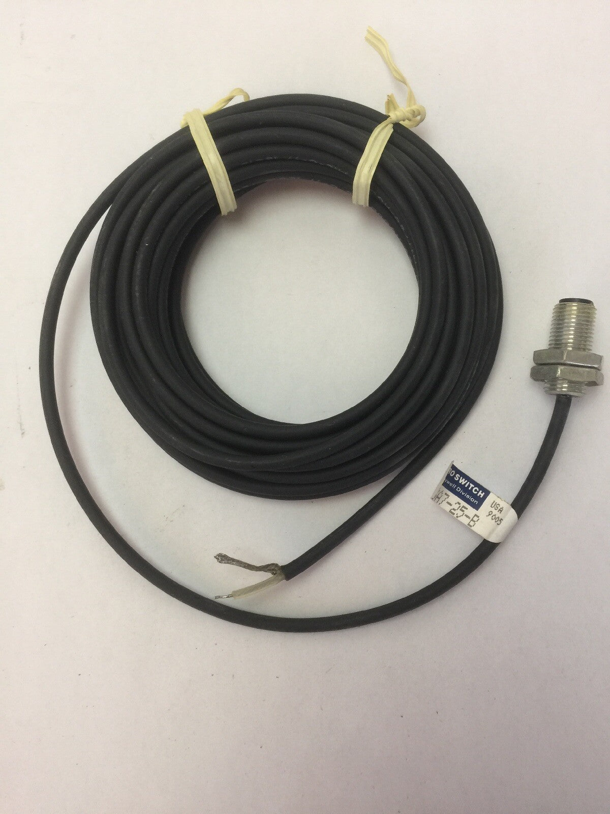 MICRO SWITCH A HONEYWELL DIVISION FMSA7-25-B 9005