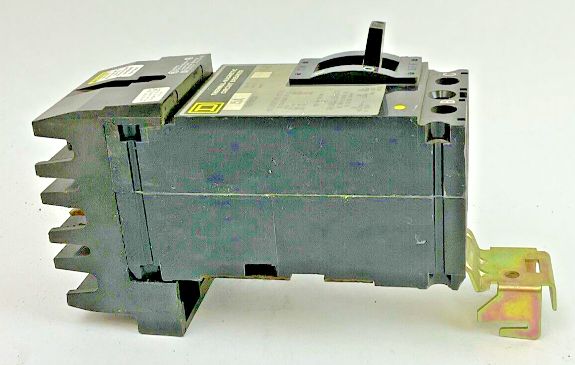 SQUARE D FA24015BC CIRCUIT BREAKER 15A SER.2 480VAC 250VAC 2POLE