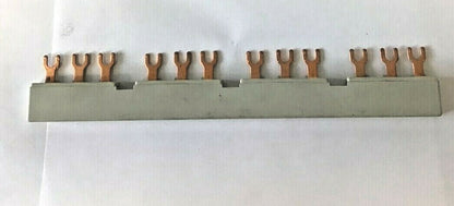 SIEMENS 3VU9135-1AB04(1) & 3VU9135-1KA04(1) LINE SIDE FEEDERS 63A 690V