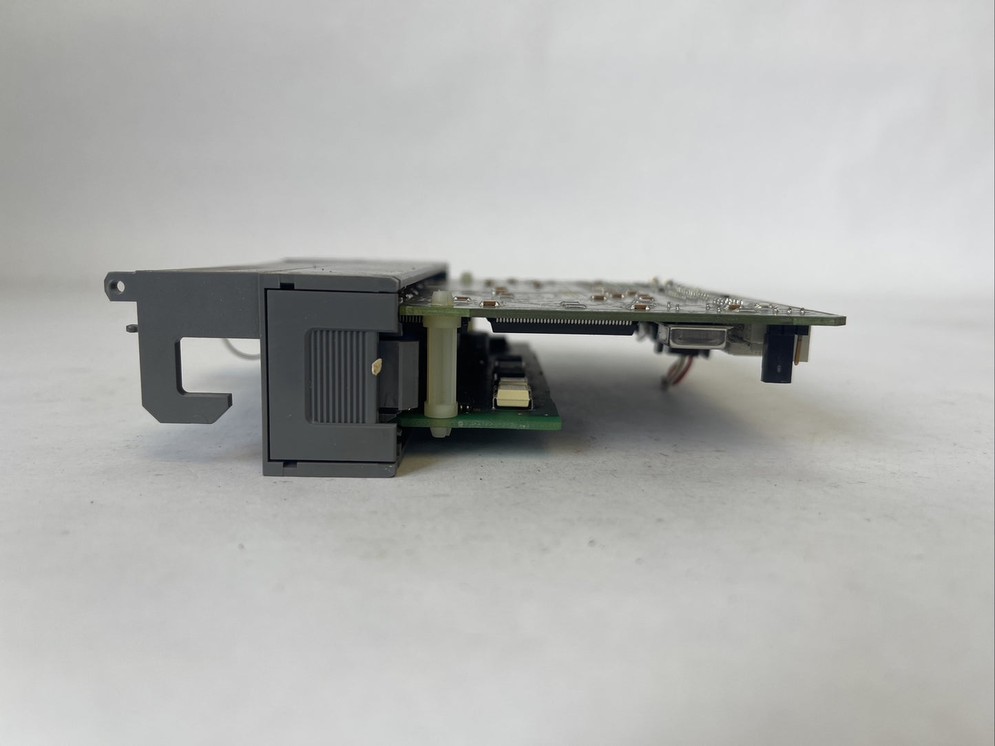 ALLEN BRADLEY 1747-L532 SER D PROC REV 4 PROCESSOR UNIT 1747-OS302 SER A FRN 9