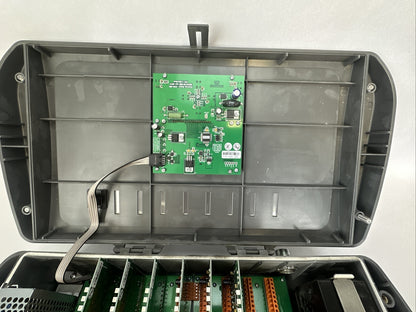 MSA A-GASGARDXL:6-2-1-0 GAS MONITORING CONTROLLER 110-230VAC 2.5A 24VDC 4A