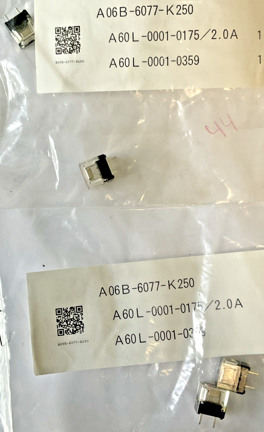 FANUC A06B-6077-K250 FUSE A60L-0001-0175 2.0A /A60L-0001-0359  ***LOTOF2***