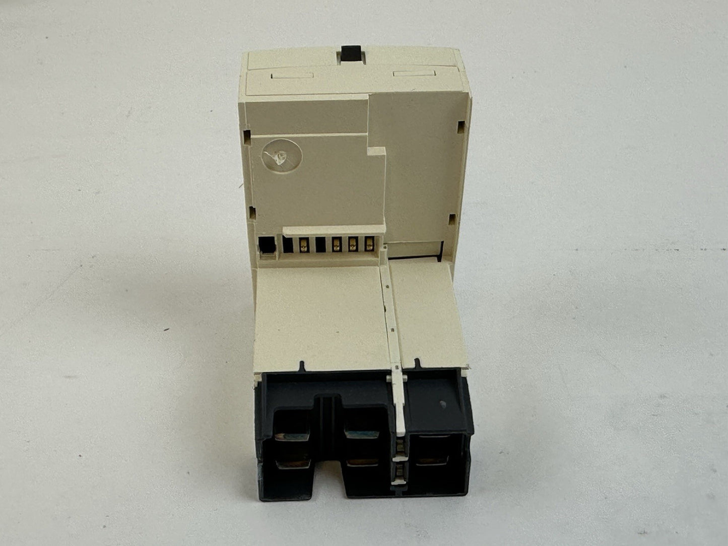 SCHNEIDER ELECTRIC LUCA05FU TESYS U STANDARD CONTROL UNIT 1.25-5A 110-240VAC/DC