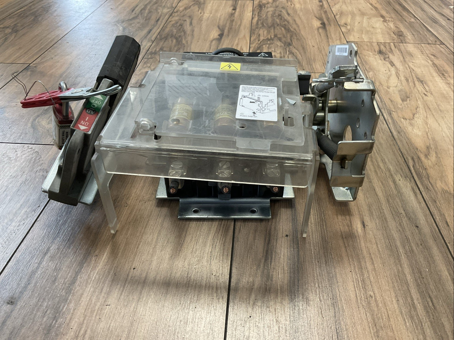 ALLEN BRADLEY 1494V-FS60 SER D  1494D-FS60 SER D 1495-N64 SER A LPJ-50SP FUSES