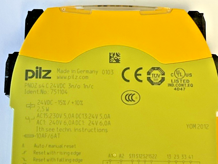 PILZ PNOZ S4 C 24VDC 3N/O 1N/C SAFETY RELAY 24VDC 2,5W