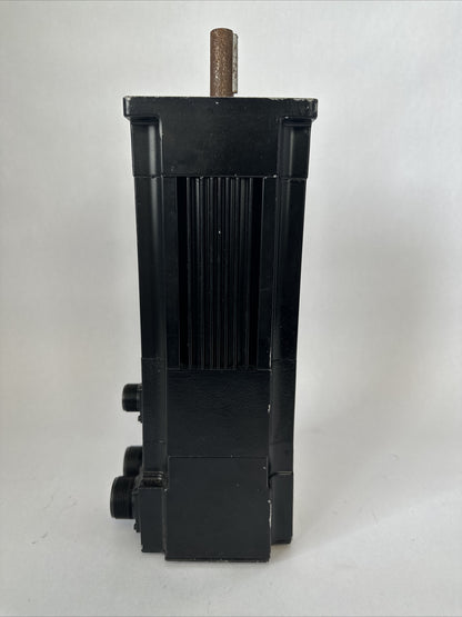 GE FANUC MTR-3S45-G-R-B-E-S-A BRUSHLESS SERVO MOTOR 600VDC