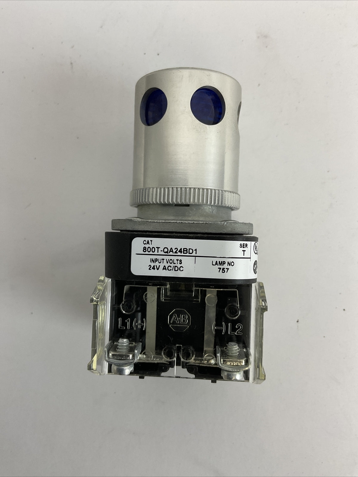 ALLEN BRADLEY 800T-QA24BD1 SER T  24V BLUE LENS ILLUMINATED TYPE 4,13