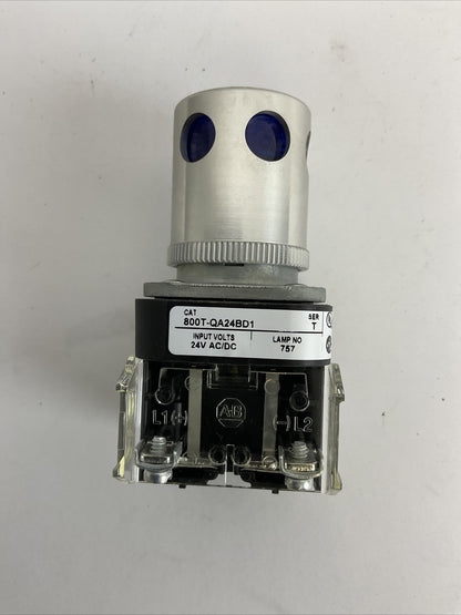 ALLEN BRADLEY 800T-QA24BD1 SER T  24V BLUE LENS ILLUMINATED TYPE 4,13