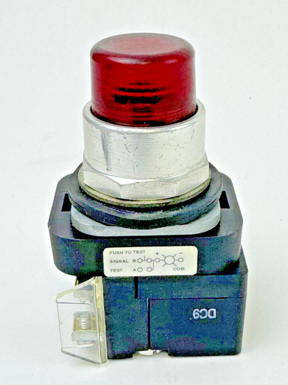 ALLEN-BRADLEY - 800T-QTH2R SER. U - RED ILLUMINATED PUSH BUTTON W/ BLOCK