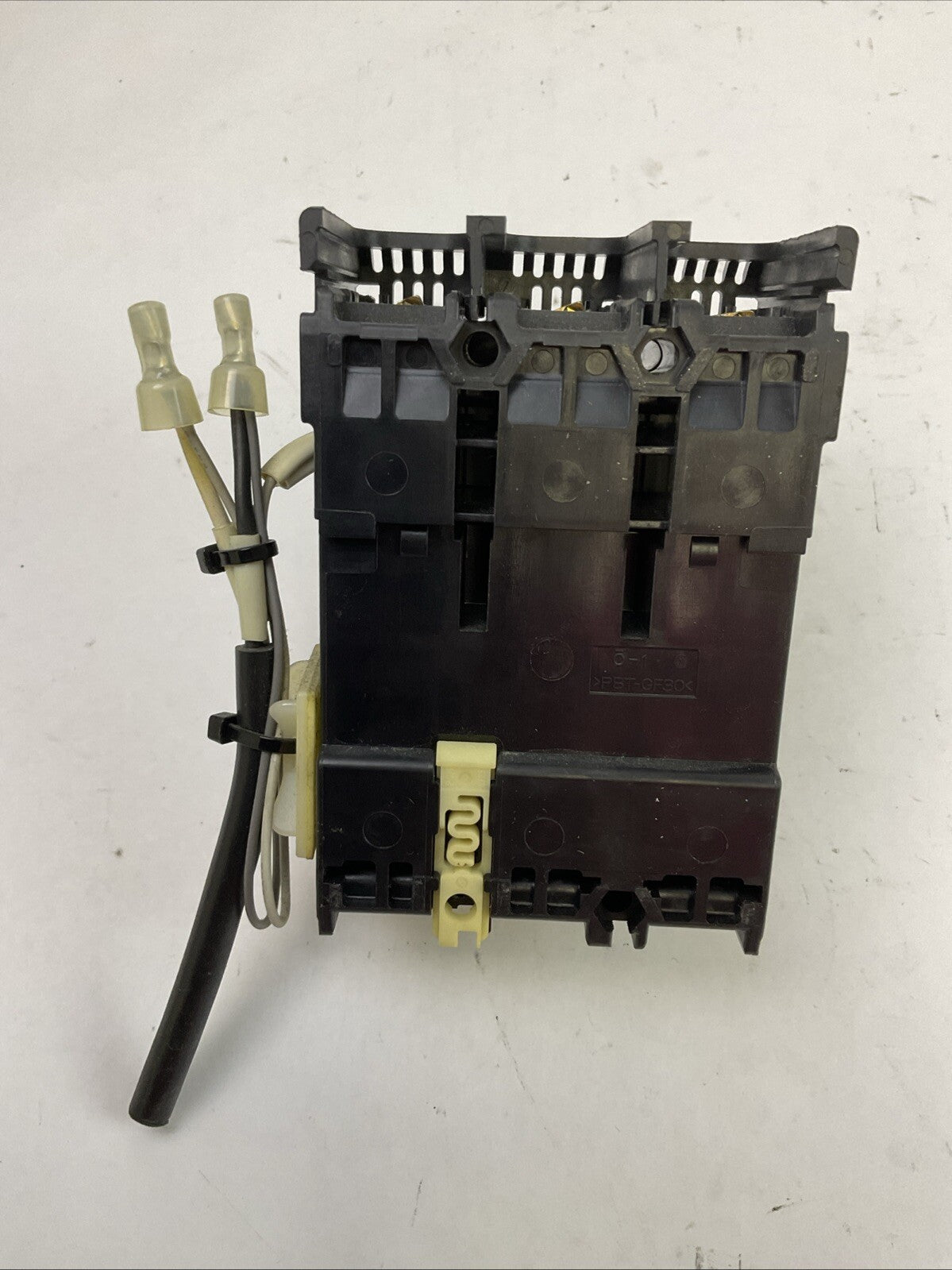 FUJI EA53AC FA AUTO BREAKER 50A 3POLE WITH SHUNT TRIP 200-240VAC