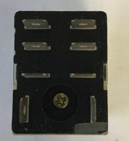 OMRON LY1 RELAY 110/120VAC 15A 28VDC  ***LOTOF2***