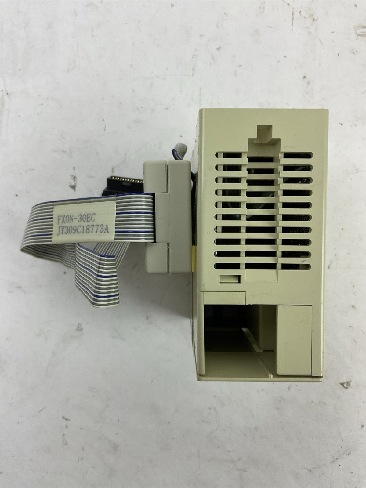 MITSUBISHI FX2n-16EYT-C FX2n-CNV-BC PROGRAMMABLE CONTROLLER
