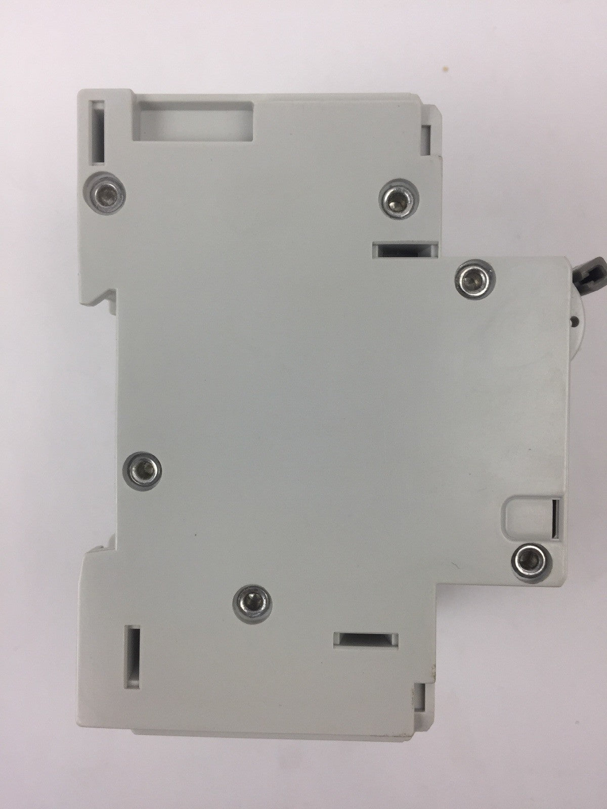ALLEN BRADLEY 1492-CB2G020-N