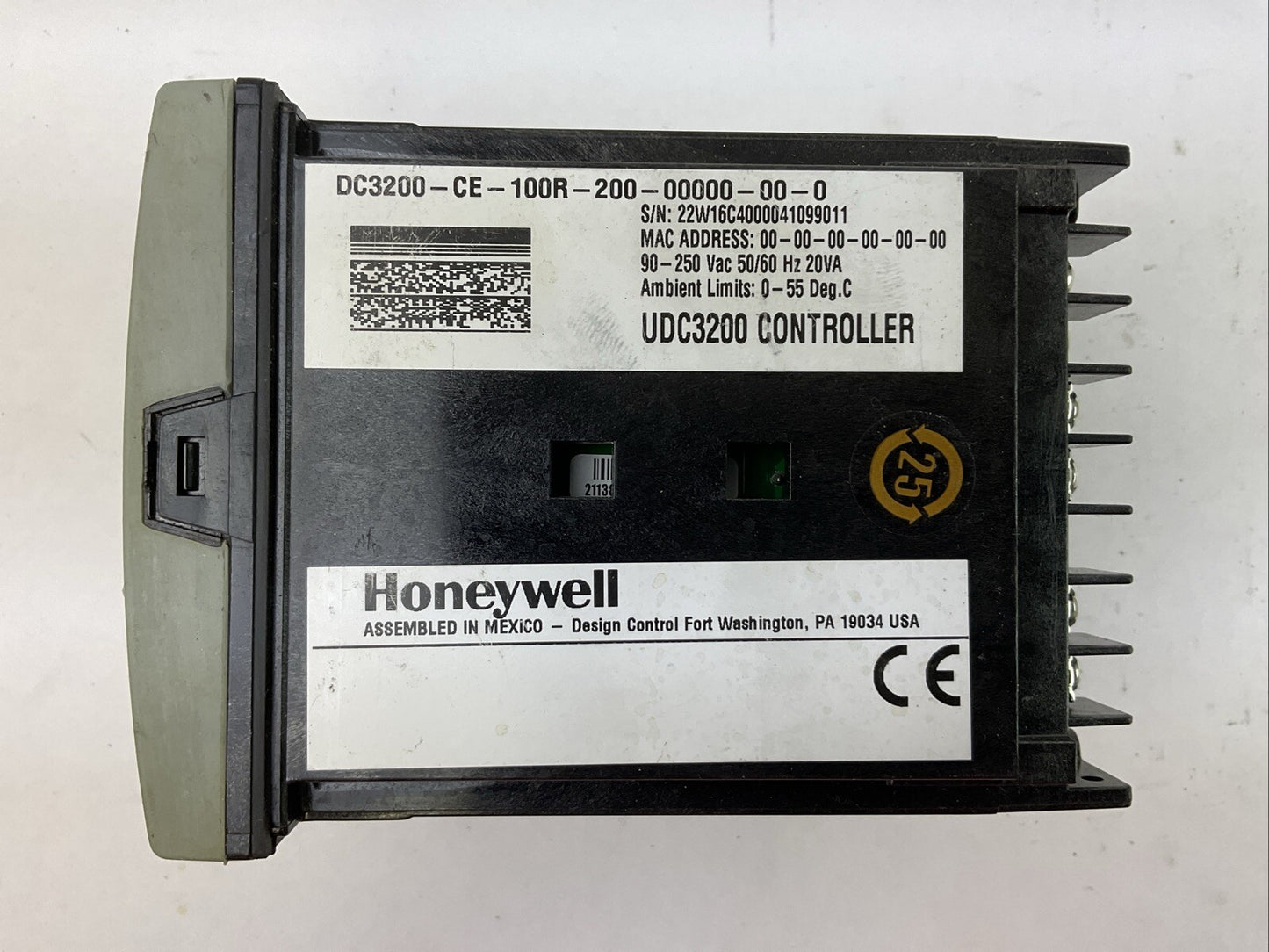 HONEYWELL DC3200-CE-100R-200-00000-00-00 TEMPERATURE CONTROLLER 90-250VAC