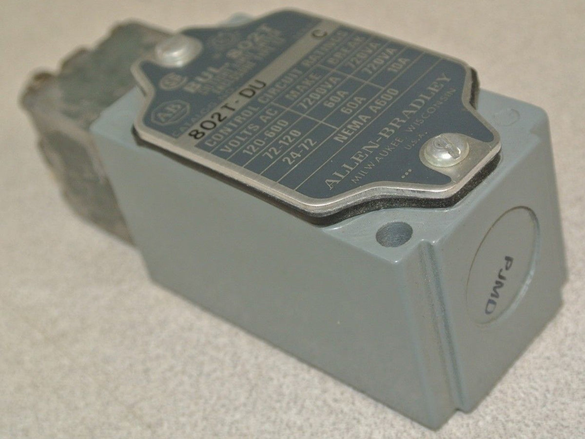ALLEN-BRADLEY 802T-DU Ser. C / OILTIGHT LIMIT SWITCH / SPRING RETURN NEW SURPLUS