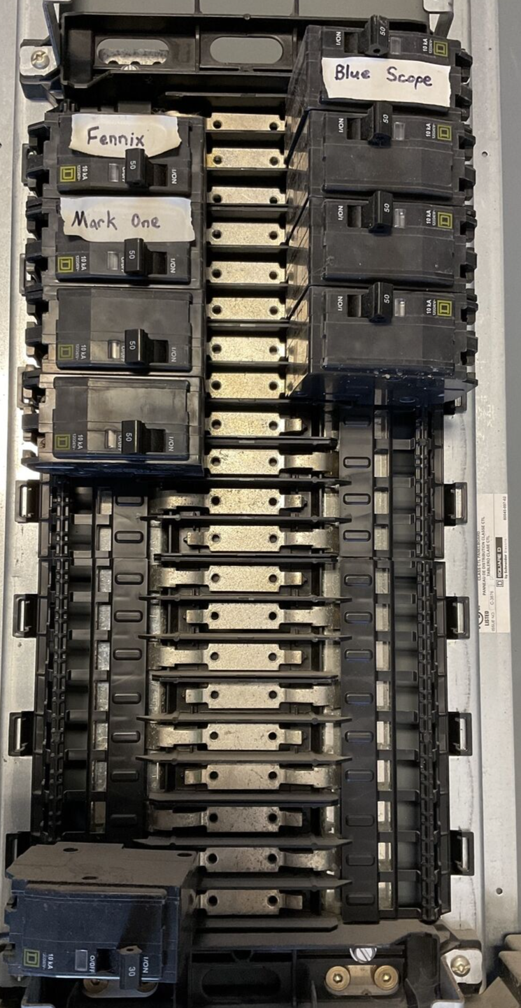 SQUARE D MH62WP TYPE3R 400A 3POLE MAIN W/ QTY8 50A 2POLE PANEL