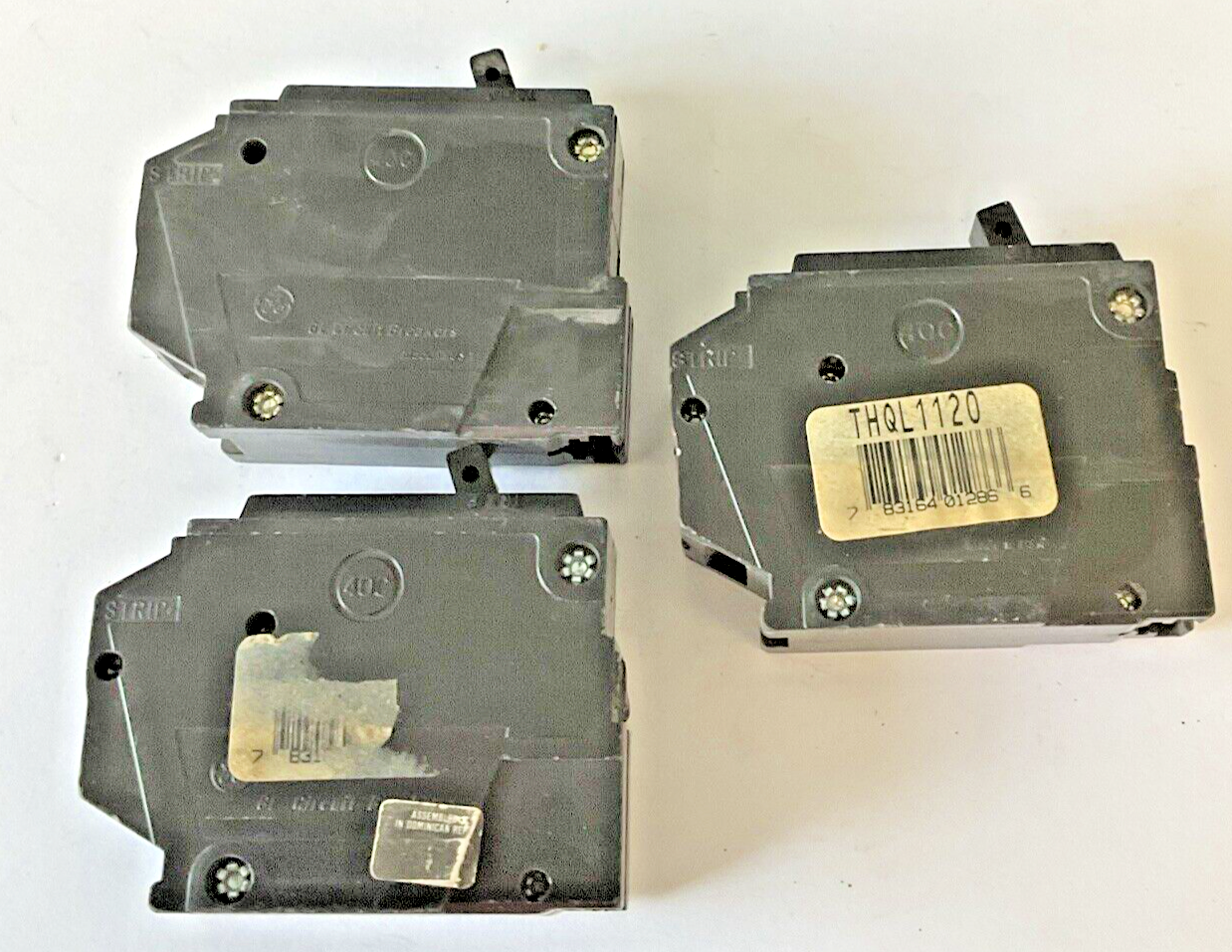 GENERAL ELECTRIC THQL1130 (2X), THQL1120 CIRCUIT BREAKER 120/240VAC**LOTOF3**