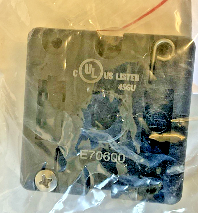 IFM E70600 AS INTERFACE QUAD AS-I SPLITTER 8A