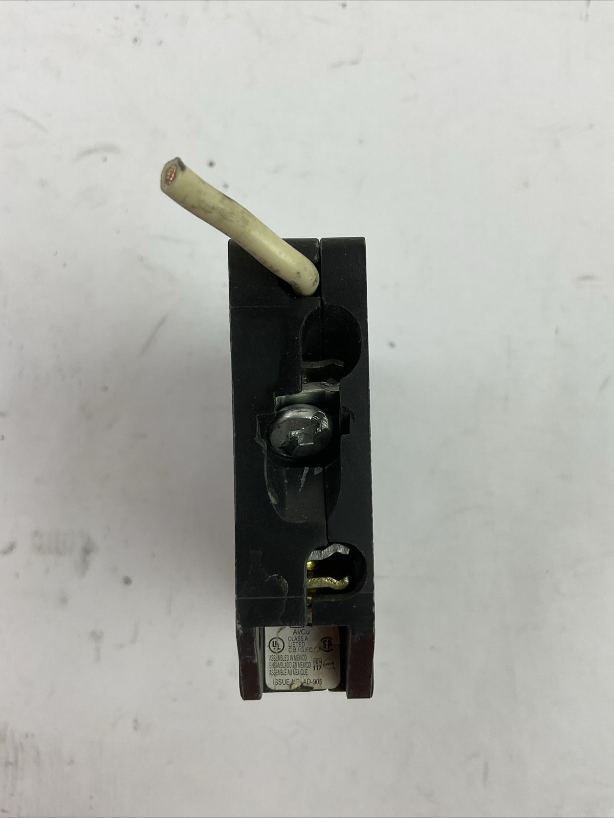 SQUARE D QO115GFI GROUND FAULT CIRCUIT BREAKER 1POLE 15AMP 120VAC