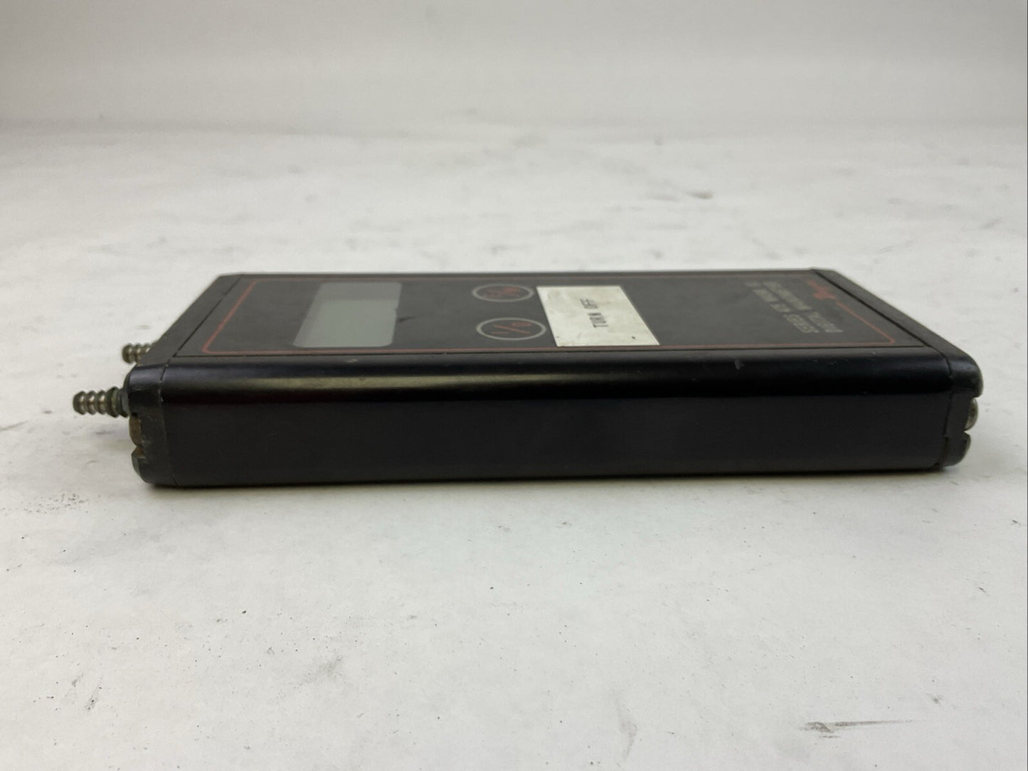 DWYER SERIES 475 MARK III DIGITAL MANOMETER ***BATTERY NOT INCLUDED***
