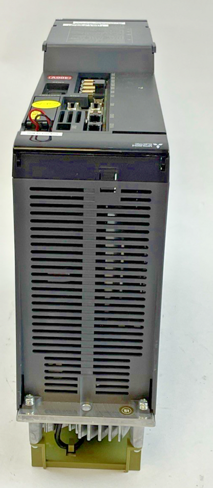 MITSUBISHI MDS-DH2-V2-8040 SERVO DRIVE 2.0KW 648V 8.9A H/WVER.P 240HZ
