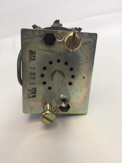 WESTINGHOUSE 658A615G02 TYPE W2 SWITCH 600V 20A ROTARY SWITCH MISSING HANDLE