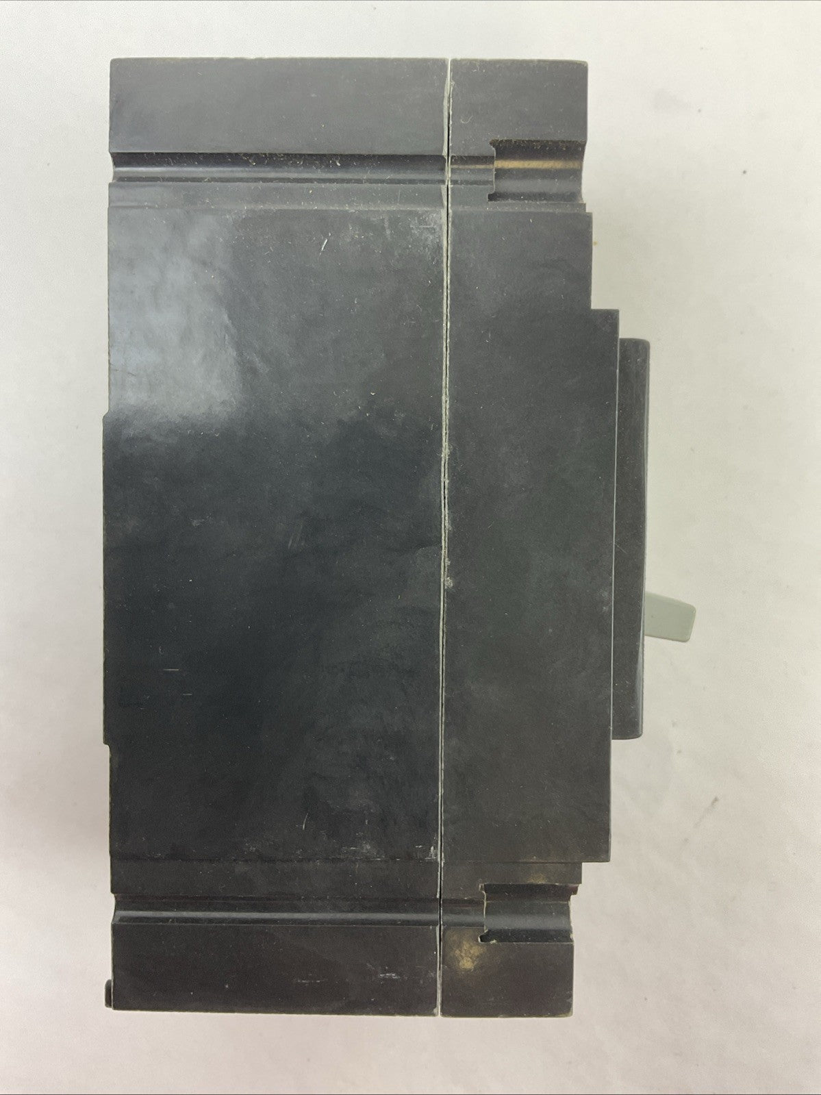 GE TED124040WL MOLDED CASE CIRCUIT BREAKER 40AMP 480VAC 250VDC 2POLE