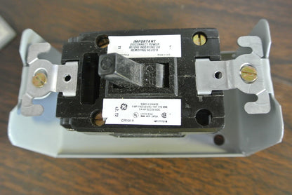 GE CR101Y11 - MANUAL MOTOR STARTER - SINGLE SPEED - 1HP, 115/230V - NEW SURPLUS