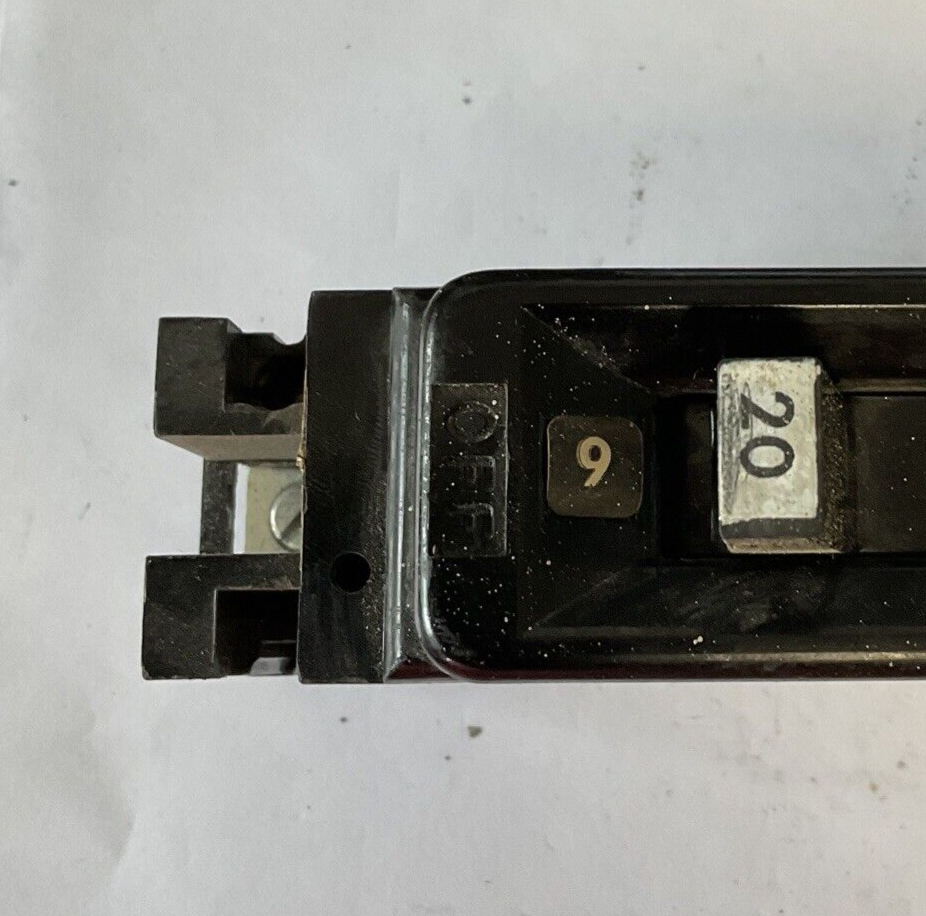 FEDERAL PACIFIC ELECTRIC HEF 213020 CIRCUIT BREAKER 20AMP 277VAC 125VDC