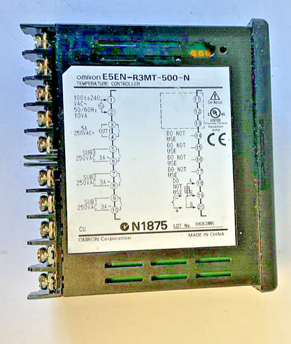 OMRON E5EN-R3MT-500-N TEMPERATURE CONTROLLER