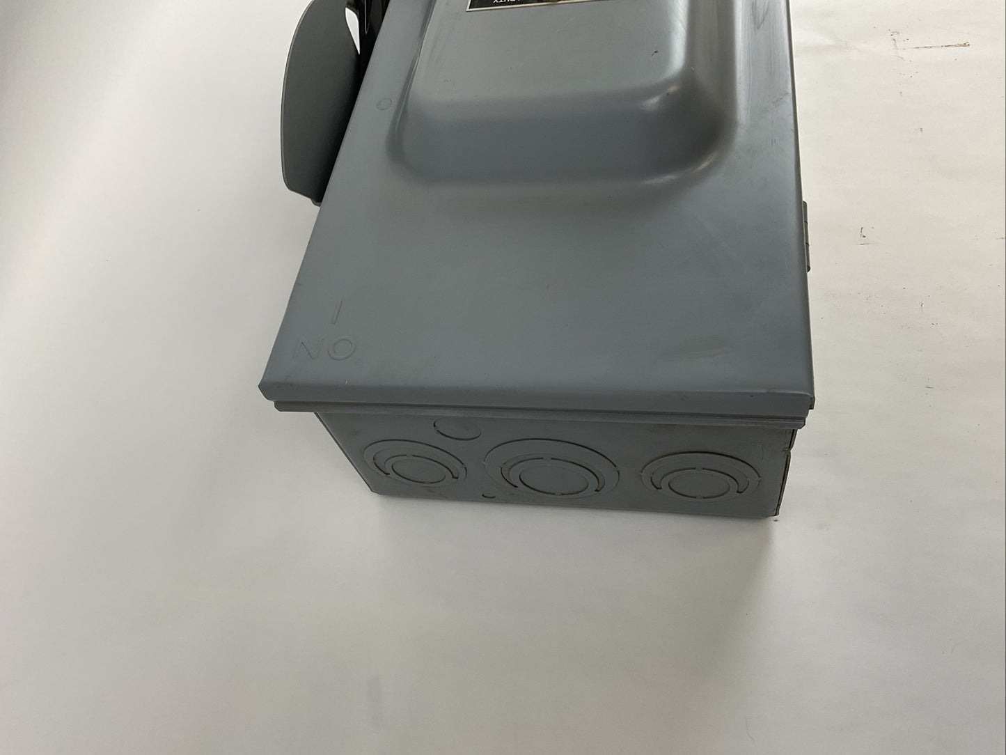 SQUARE D H363 SAFETY SWITCH SER.F05 100A 600VAC FUSIBLE