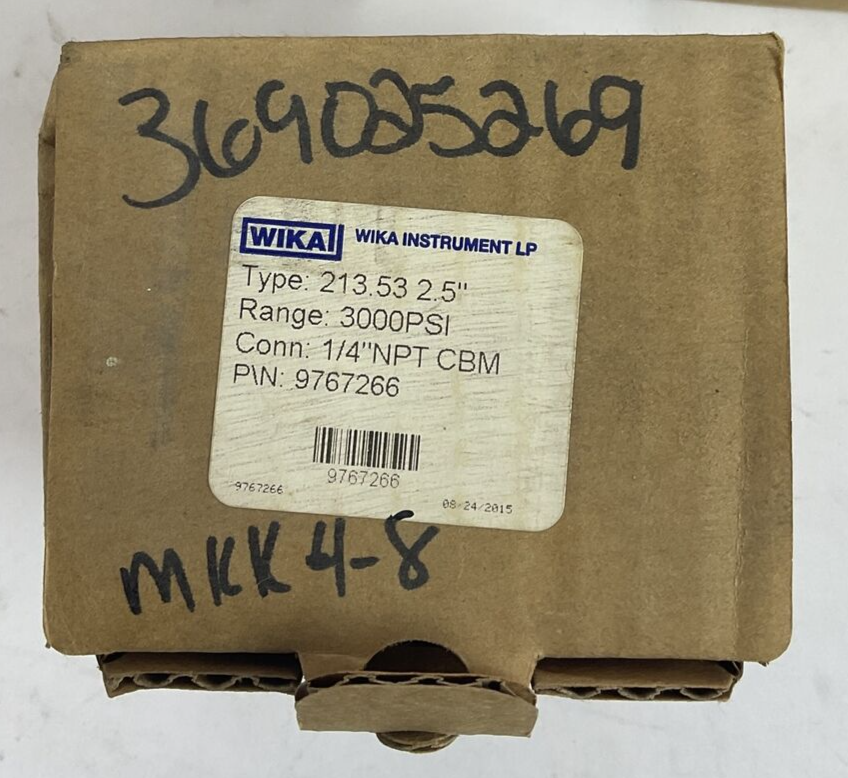 WIKA 213.53 GAUGE 2.5" 1/4NPT  3000PSI CBM****LOTOF3****
