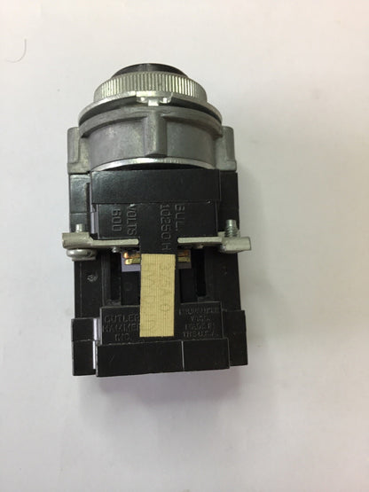 CUTLER HAMMER 10250H375A10 PUSH BUTTON ELEMENT BLACK 600V
