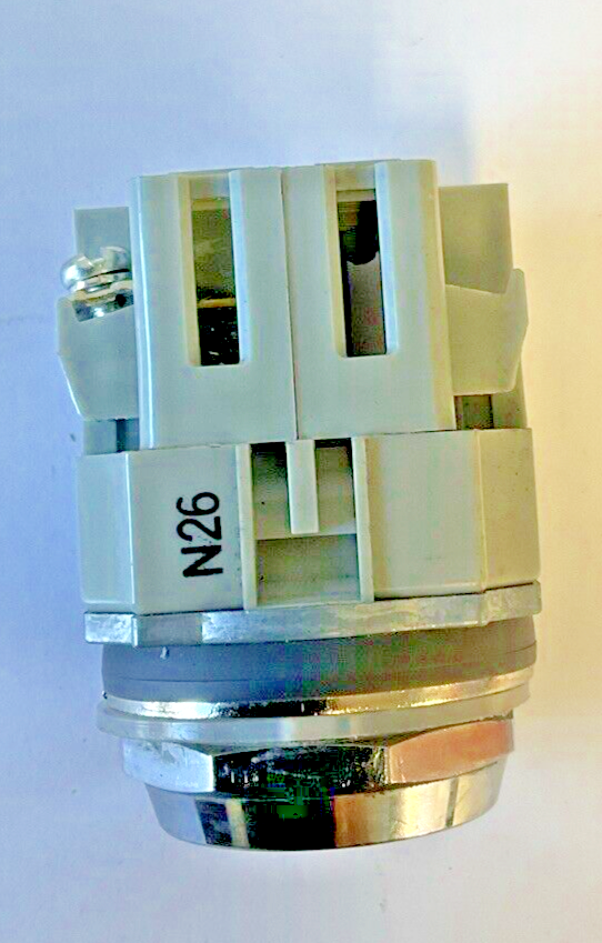 IDEC BST010 PUSH BUTTON ABD110N-Y