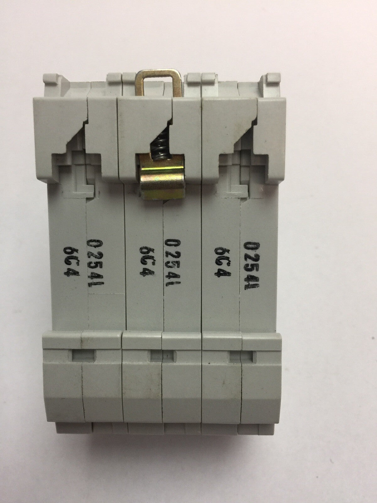 ABB S263C4 MINITURE CIRCUIT BREAKER 277/460VAC 3 POLE 4A