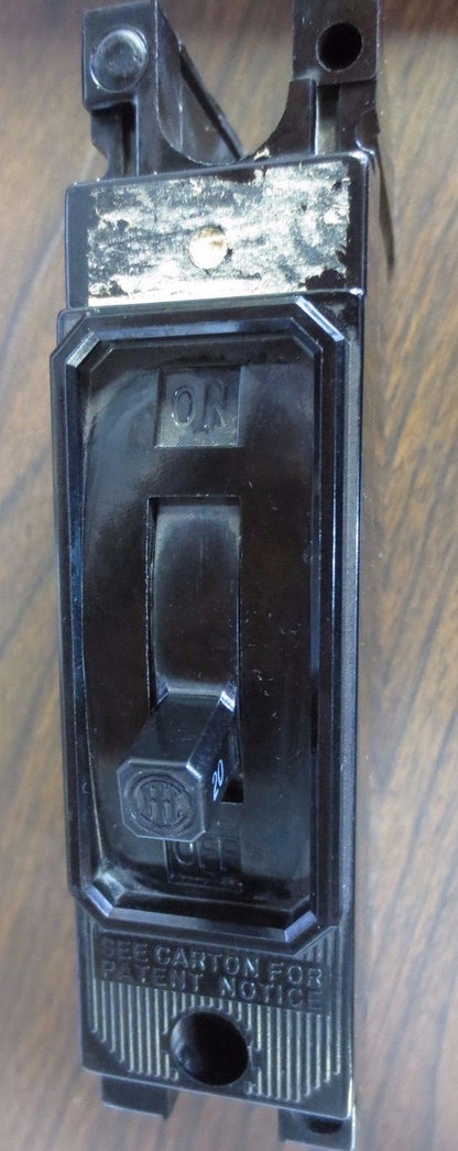 I-T-E EH1-B020 CIRCUIT BREAKER 20A / 277VAC / 1-POLE / NEW SURPLUS