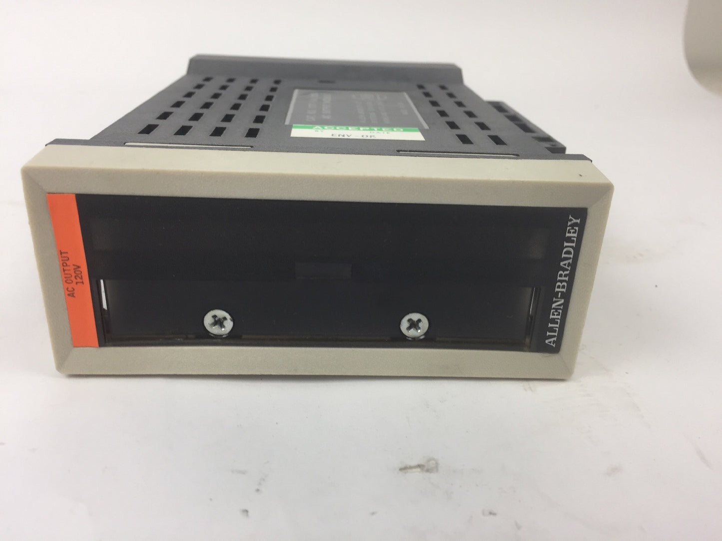 ALLEN BRADLEY 1777-OA AC OUTPUT MODULE 120V