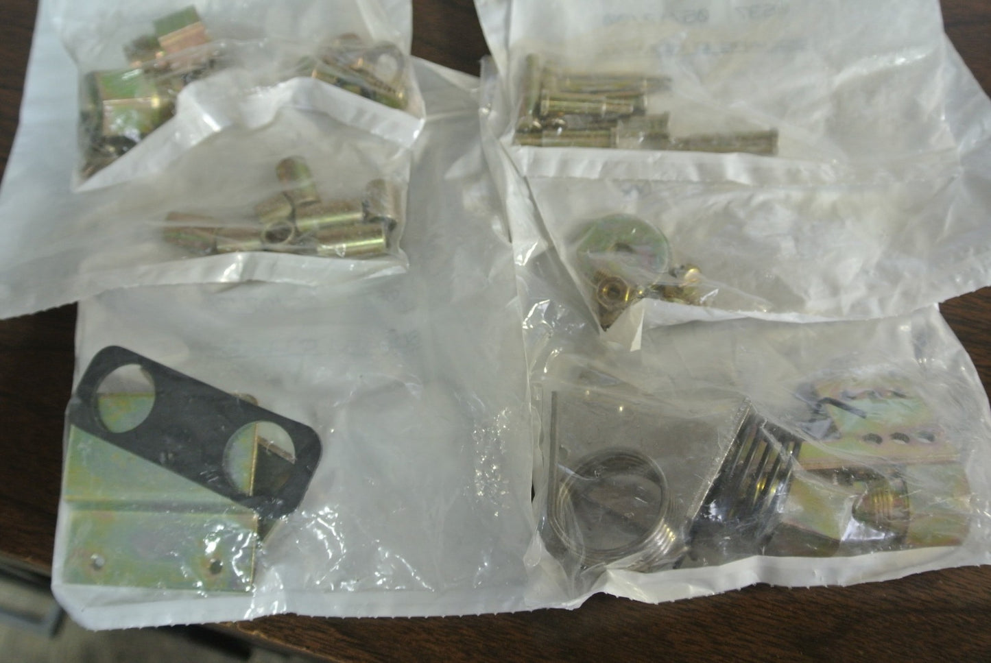 SQUARE D 9432M10L DOOR CLOSING MECHANISM - NEW SURPLUS