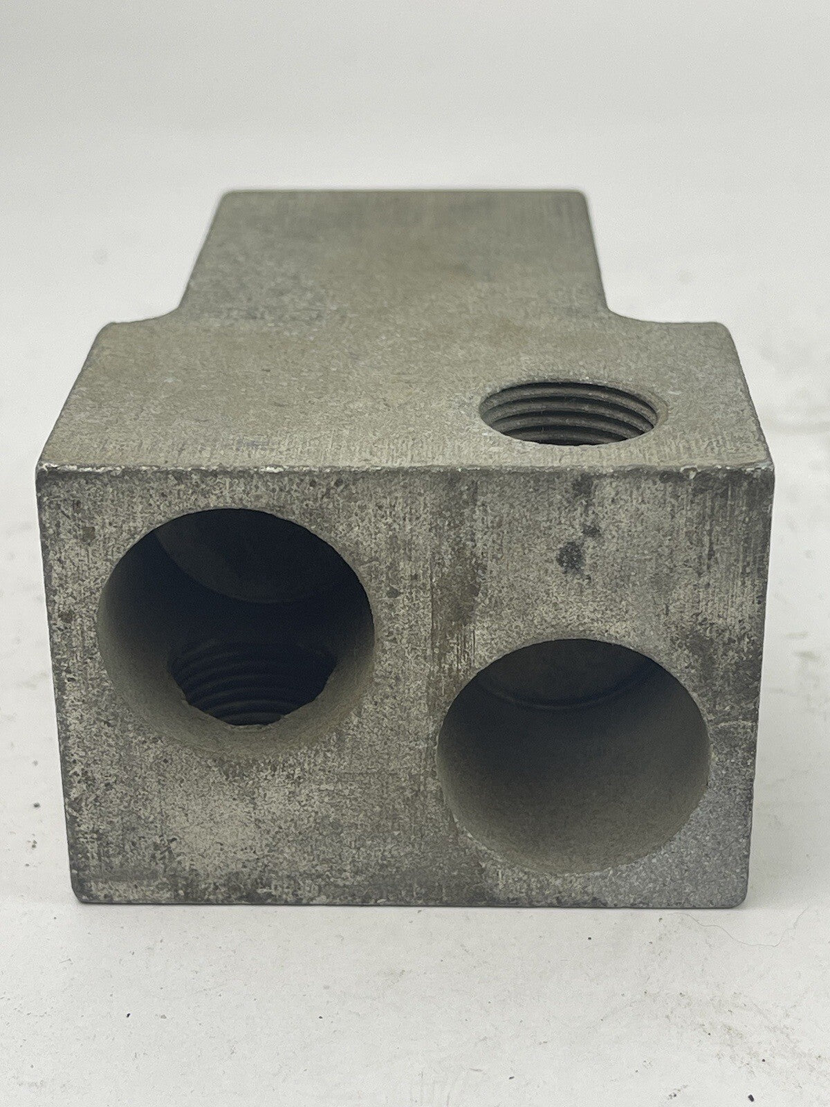 ITE / SIEMENS - TA2-K750 - BREAKER TERMINAL LUG  - 600-750 MCM CU/AL