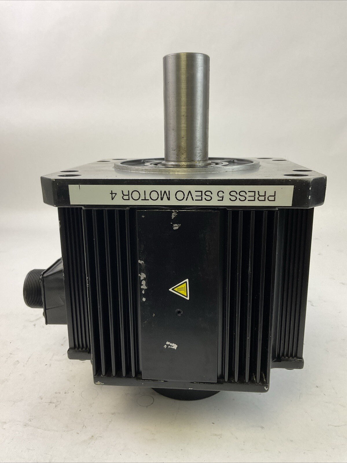 PANASONIC MHMA202P1G AC SERVO MOTOR REV 2000 R/MIN INPUT 200VAC OUTPUT 2.0 kW