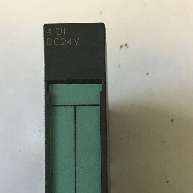 SIEMENS 6ES7 131-4BD01-0AA0 INPUT MODULE 4 DI 24VDC***LOTOF2***