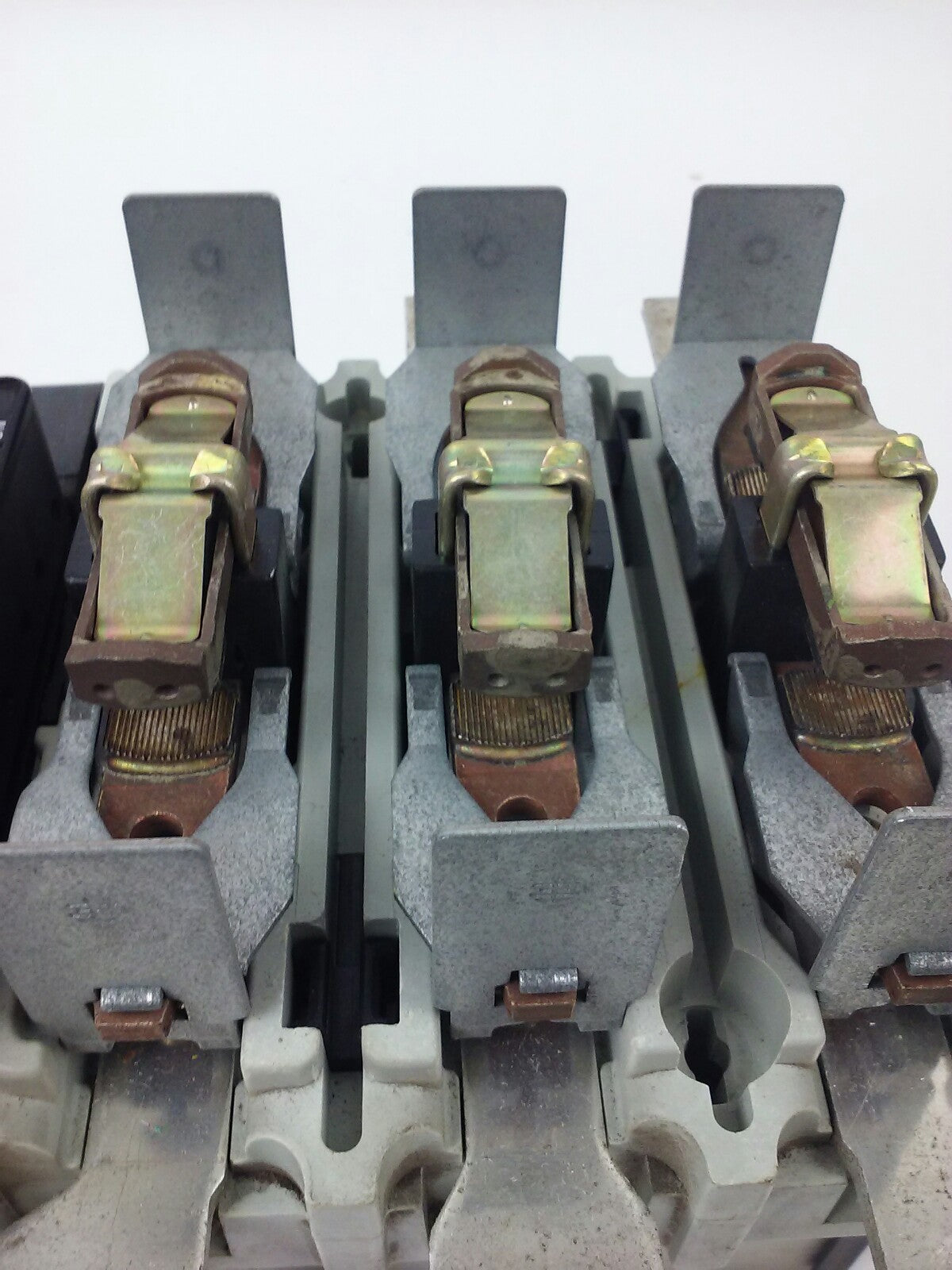 TELEMECANIQUE LC1FH43 CONTACTOR 3PH 600VAC 150HP 200A LA1F221 LX4 FH 190VDC
