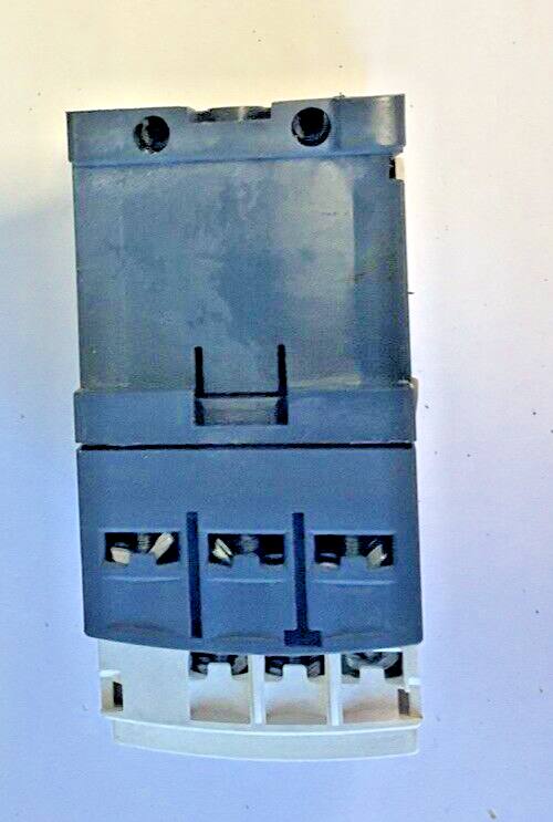 SCHNEIDER ELECTRIC LC1 D18 BD CONTACTOR 24VDC  W/ LAD4TBDL 5-24V
