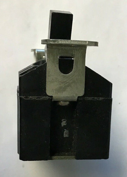 ARROW HART RL-11-U MAUAL STARTER TOGGLE OPERATED INDUSTRIAL CONTROL 115/230V