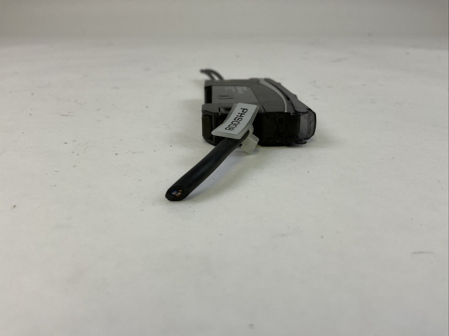 OMRON E3NX-FA11 PHOTOELECTRIC SENSOR 10-30VAC